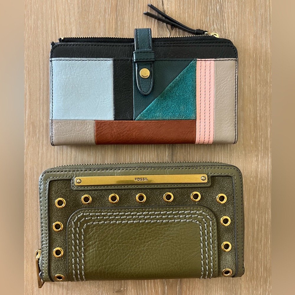 FOSSIL wallet lot of 2 GREAT condition